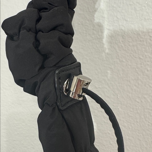 QUILTED Black Small Puffer Bag Shoulder Or Crossbody Adjustable New! - Picture 6 of 8